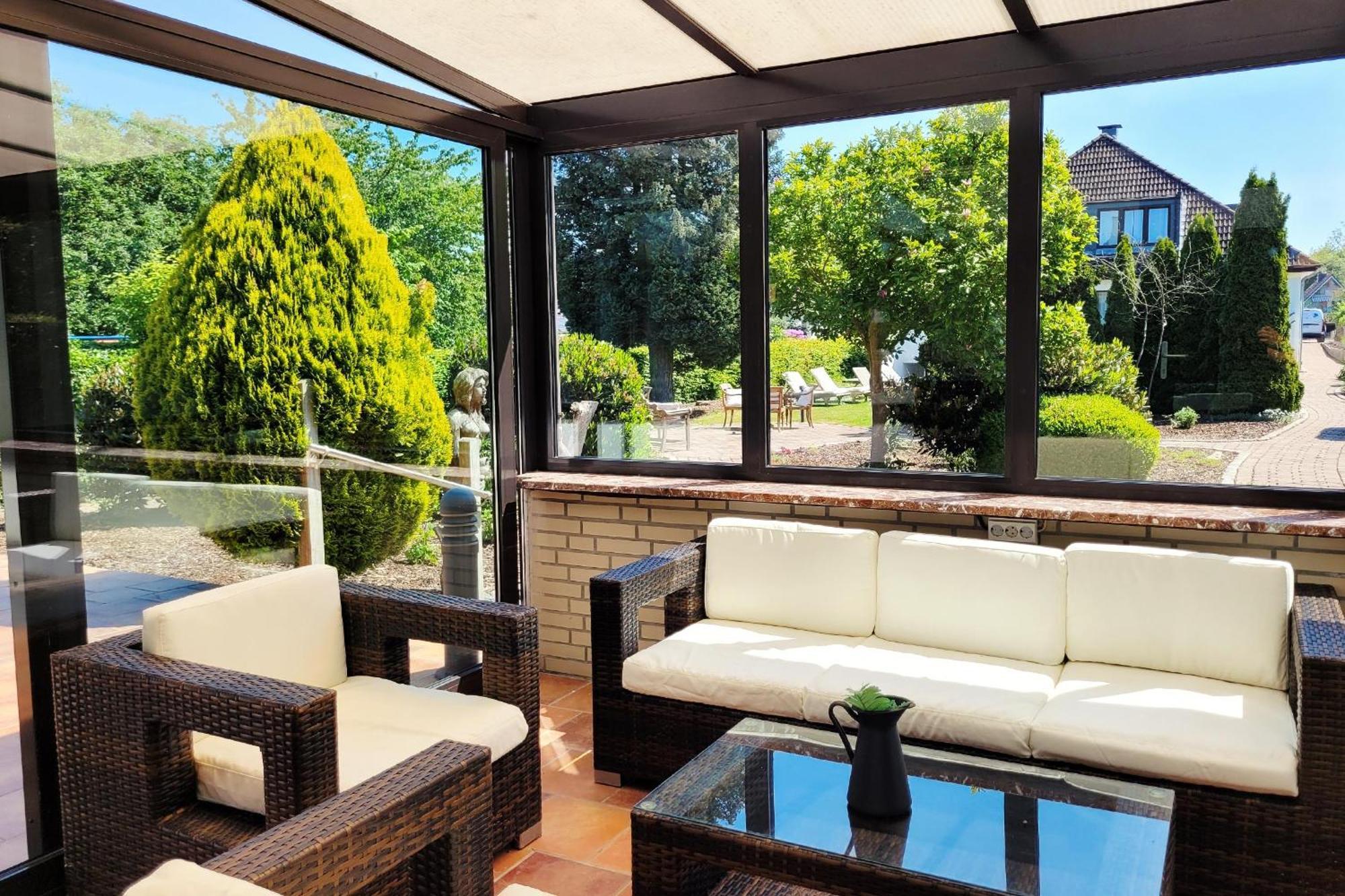 שרבאוץ Nur 7 Gehminuten Zum Strand, Sehr Hochwertige Ferienwohnung Mit Terrasse In Ruhiger Lage, Inklusive Parkplatz Und Fahrradunterstellplatz Laesst Keine Wuensche Offen מראה חיצוני תמונה